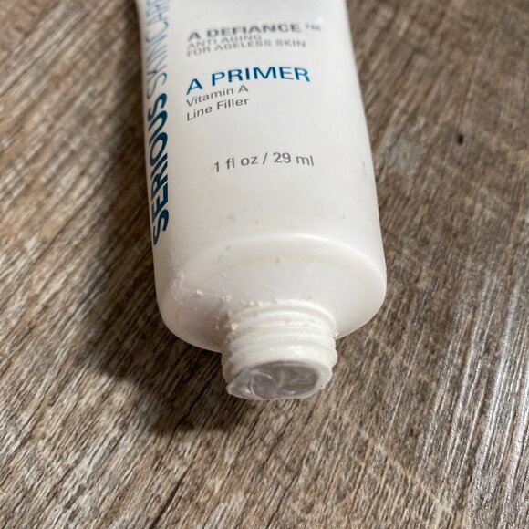 Serious Skincare A Defiance Anti Aging- A Primer line filler, 1oz NWOB SEALED** - Picture 2 of 2